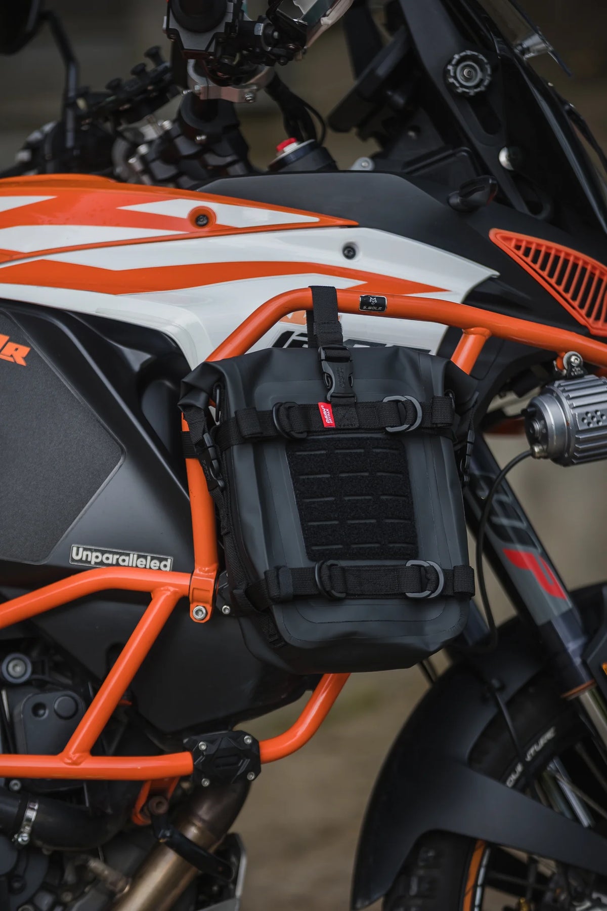 SACOCHE CRASH BAR / ARRIERE OSAH DRYPAK 6L