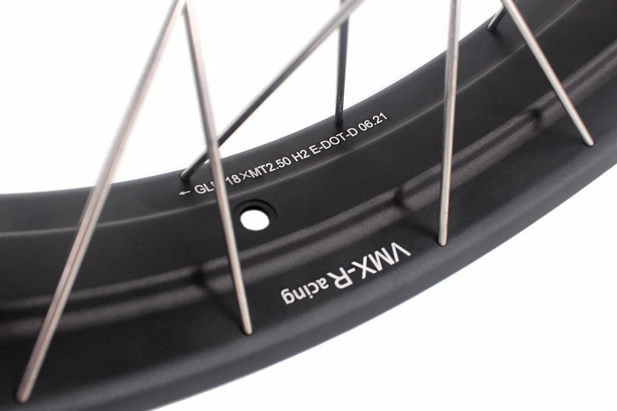 ROUE AV & AR TUBELESS KKE RACING TRIUMPH T100 (2021-2024)